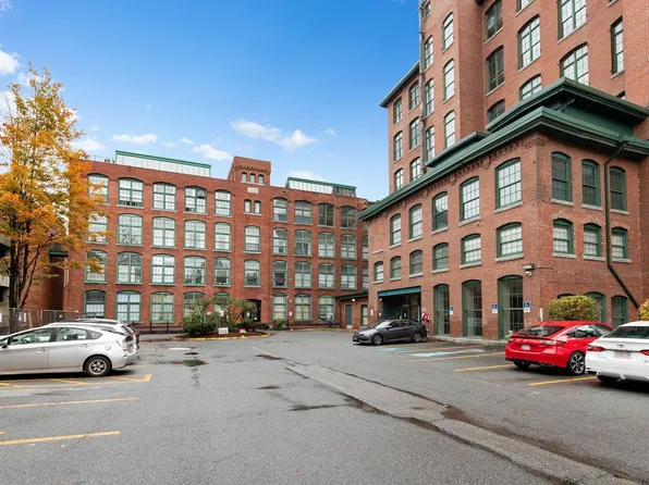 200 Market St APT 413, Lowell, MA 01852
