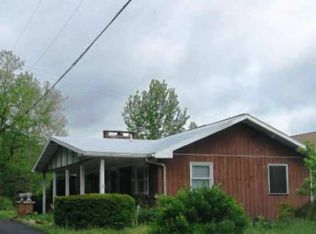 108 Pilgrim St, Perryopolis, PA 15473