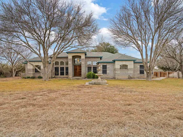 120 Harness Rd, Del Rio, TX 78840