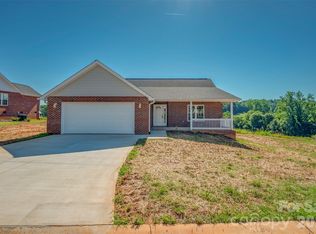165 Central Park Cir, Spindale, NC 28160