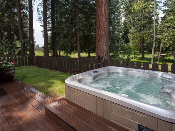 507 Brassie Ave, Tahoe Vista, CA 96148