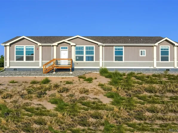 1991 Comanche Circle, Strasburg, CO 80136