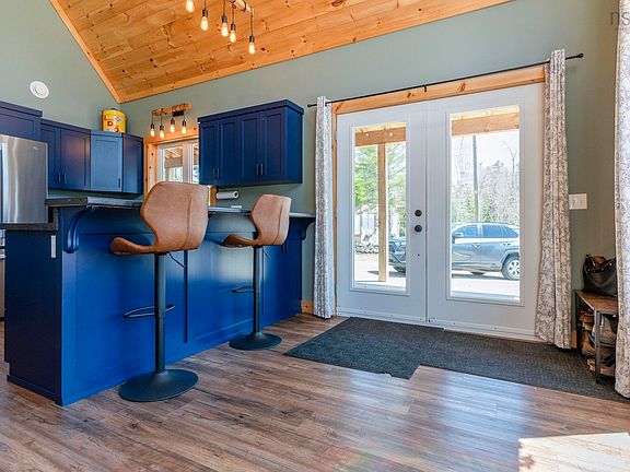 3rd image of 294 Alpena Rd