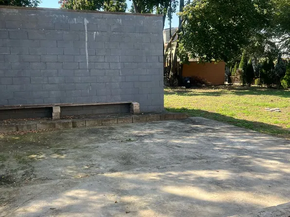 1044 East 96th Street image 9 of 9