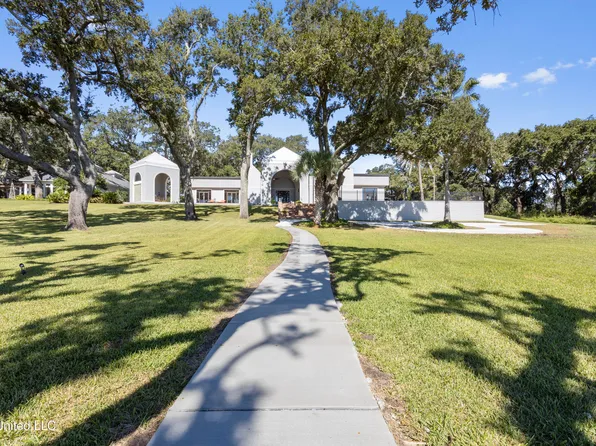 308 Italian Isle, Gautier, MS 39553