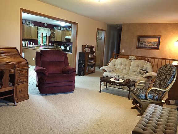 (previous listing photo)