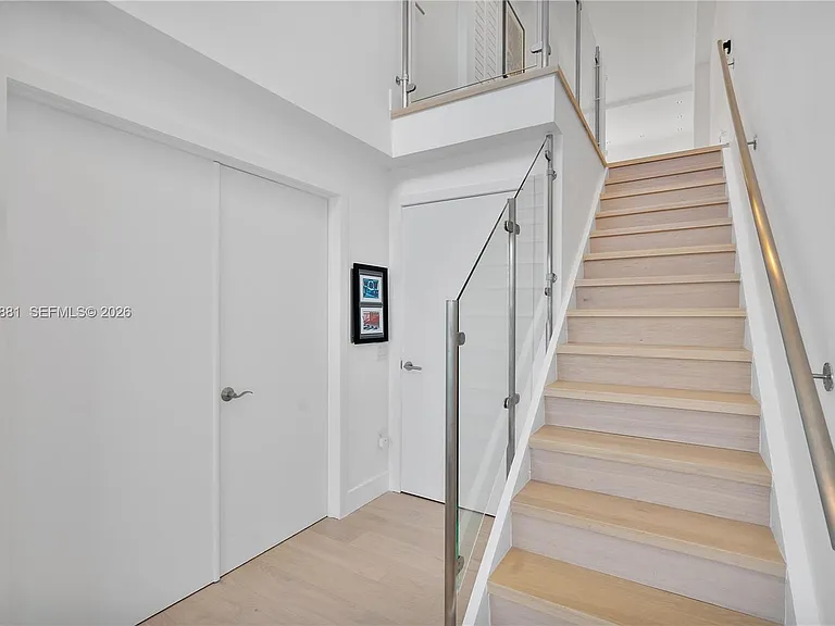 828 3rd St #314 — Photo 14