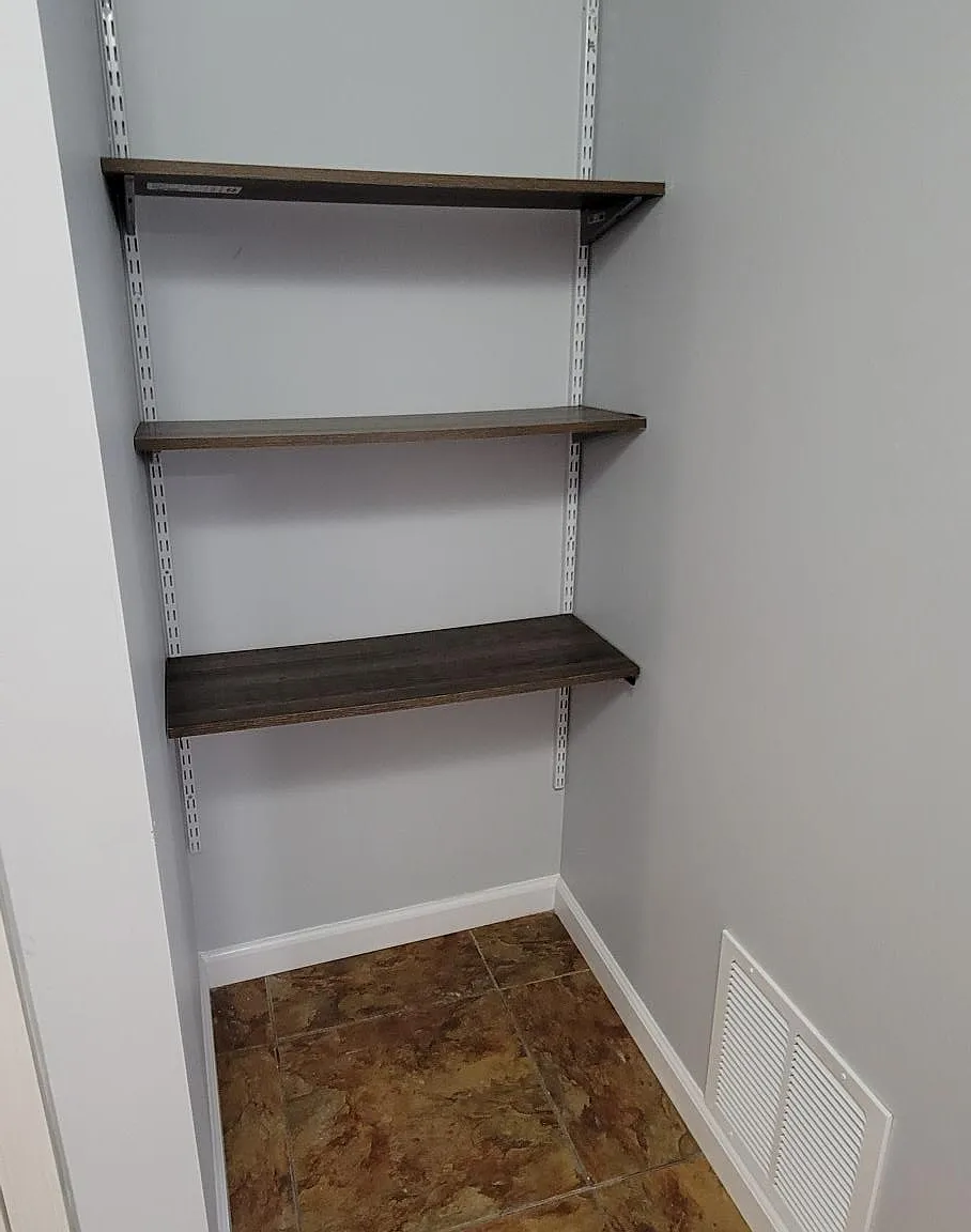 1 bed, 800 sqft, $1,300 — Photo 2