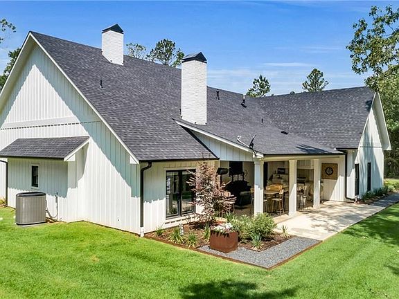 3rd image of 222 County Road 3331