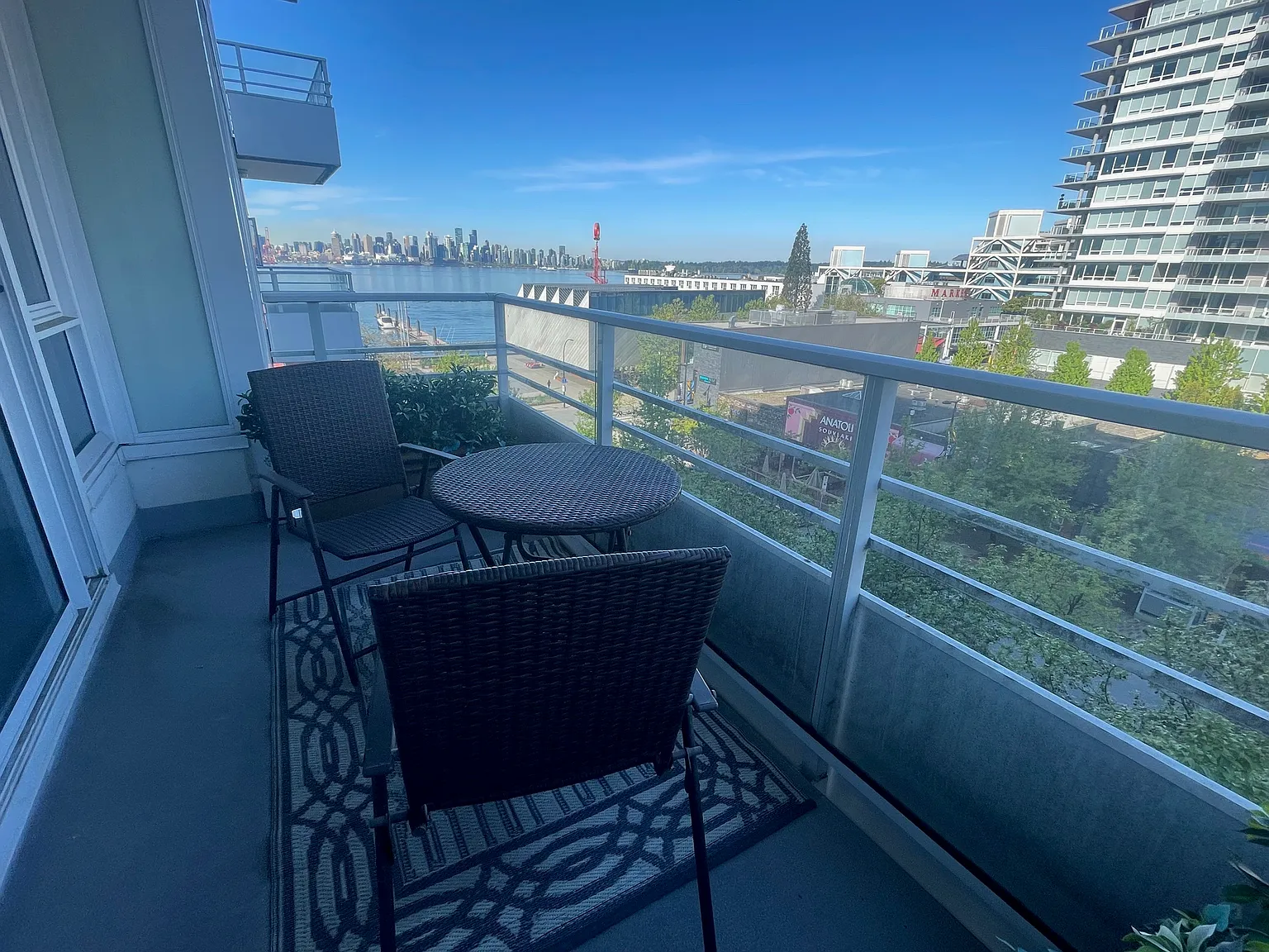 2 bed, 1100 sqft, $4,495 — Photo 4