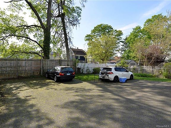 3rd image of 87 Blakeman Pl