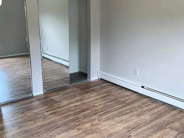 50-58 Bayville Ave #5 — Photo 8