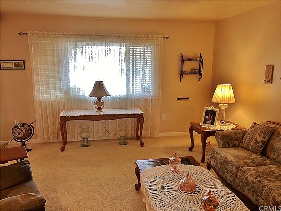 4th image of 28999 Glen Oaks Dr