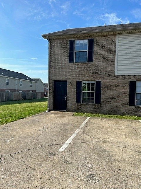 1st image of 131 Ballygar St APT 5