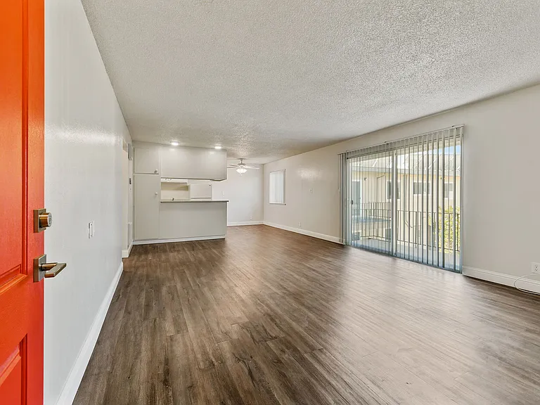 Marina Haven Apartments — Photo 10