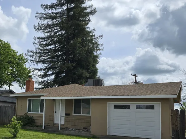 1615 Carmel Way, Red Bluff, CA 96080