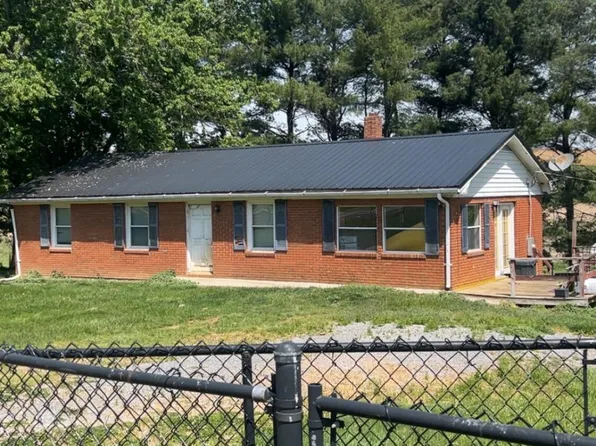 6883 Sweet Springs Valley Rd, Union, WV 24983
