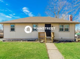 1914 Willow St, Higginsville, MO 64037