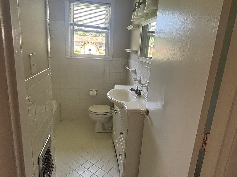 3004 Knud Dr — Photo 4