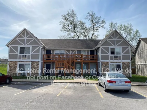 551 N Somerset Ter APT A, Olathe, KS 66062