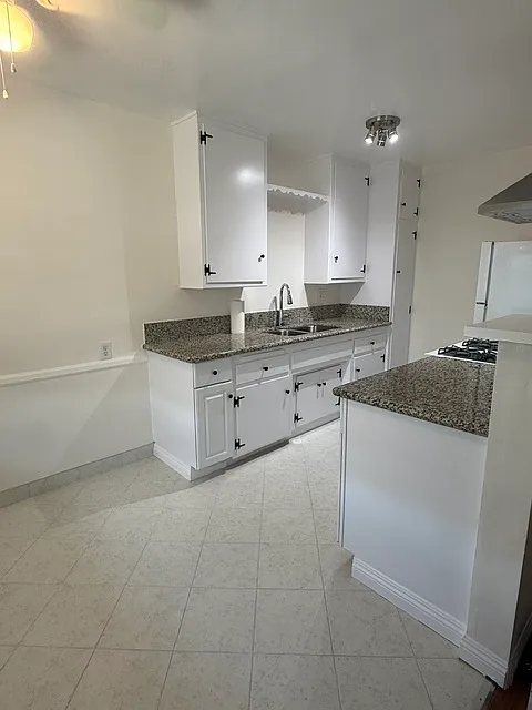 1 bed, 675 sqft, $2,050 — Photo 2