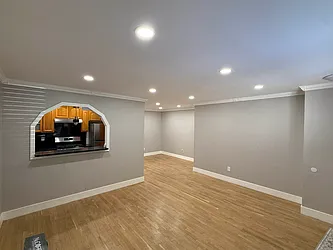 186-18 Charles Court, #1