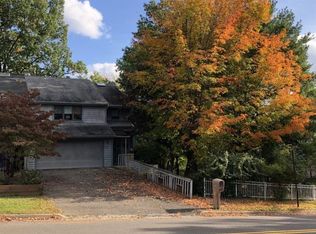 621 Clubhouse Rd, Vestal, NY 13850