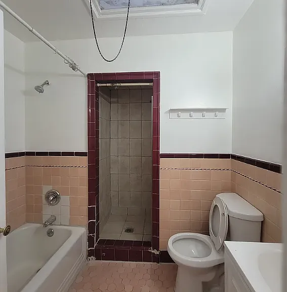 5908 Castor Ave — Photo 13