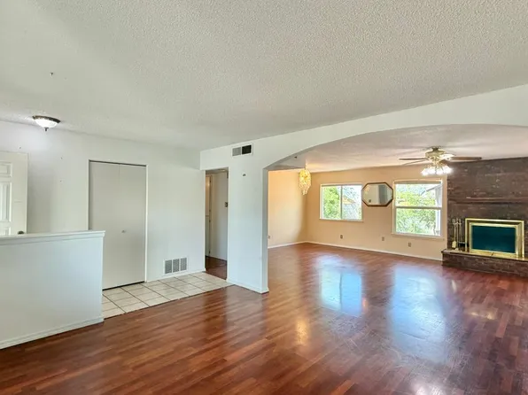 12205 Brentwood Hills Blvd NE, Albuquerque, NM 87112