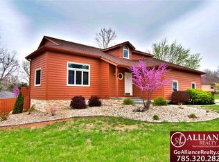 3658 Everett Dr, Manhattan, KS 66503