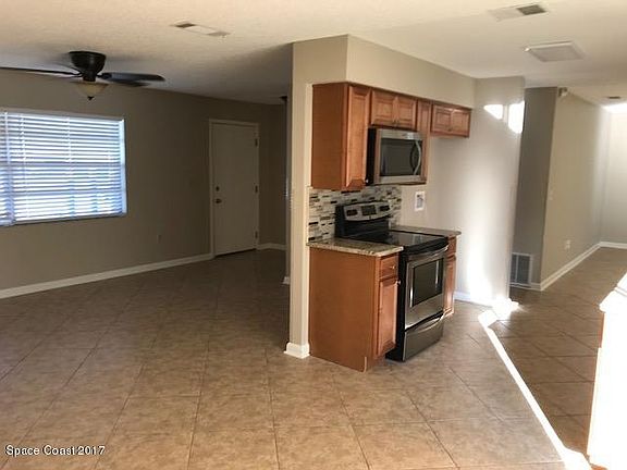 3rd image of 605 Cornell Ave