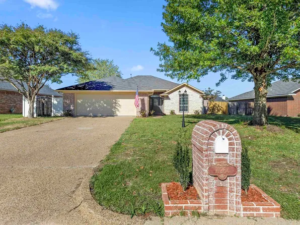 11264 Preakness Dr, Flint, TX 75762