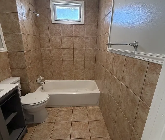 232 Dewitt St #2 — Photo 7