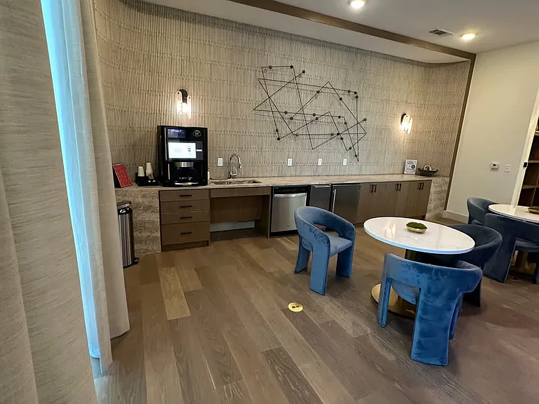 12208 Tech Ridge Blvd #1-ID1490132P — Photo 26