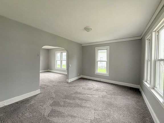4th image of 1125 37th St