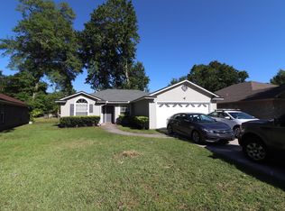 1629 Spring Oaks Ln, Jacksonville, FL 32221