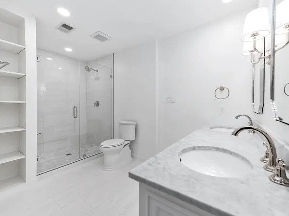 727 Bunker Hill Rd APT 104, Houston, TX 77024
