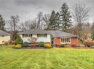 2443 Maryland Dr, Pittsburgh, PA