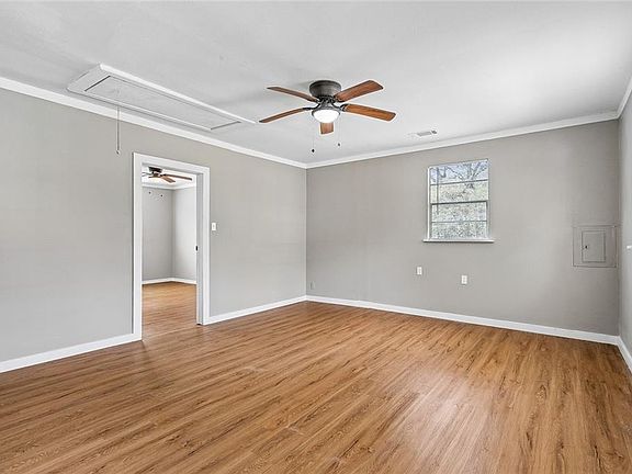 5th image of 58420 Lynn Rd