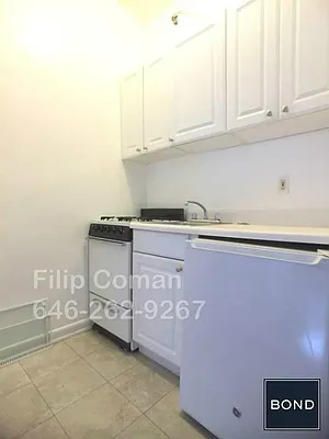 Rented by Bond New York | media 6