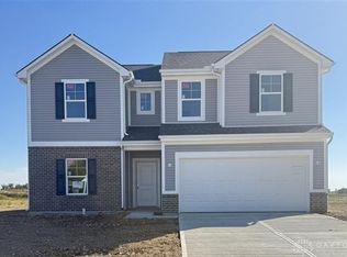 4009 Chakeres St, Springfield, OH 45505