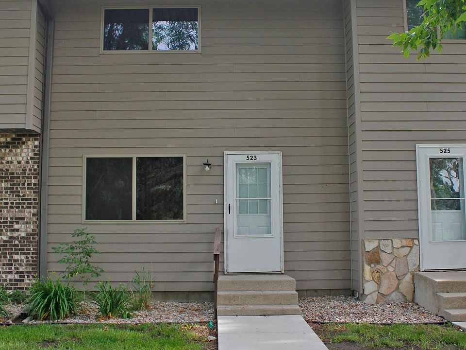 2nd image of 523 E 1st St