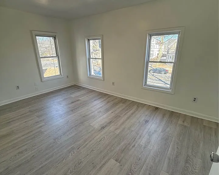 222 Howard Ave #2 — Photo 11