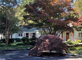 1217 Westridge Rd, Greensboro, NC 27410