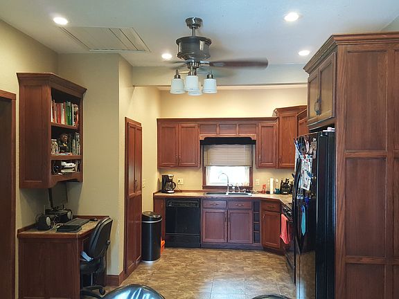 5th image of 502 N Ozark St