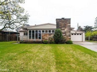 7661 W Foster Ave, Chicago, IL 60656
