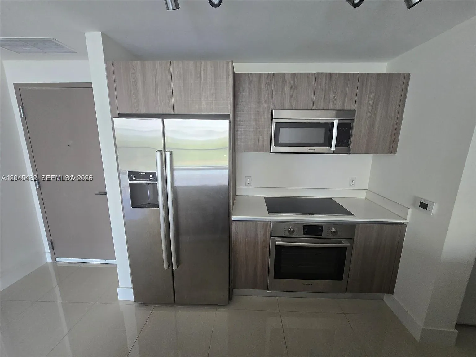 Cassa Brickell Condo — Photo 2