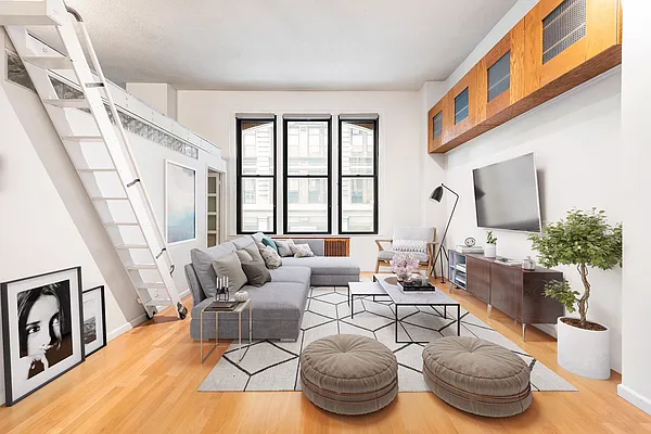 Sold by Nest Seekers International | media 1