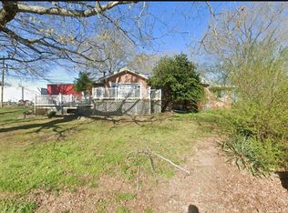 29240 Broad St, Hollow Rock, TN 38342