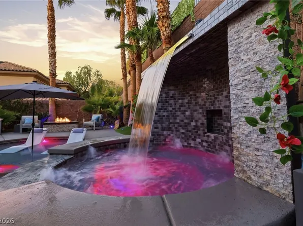 2732 Marie Antoinette St, Henderson, NV 89044